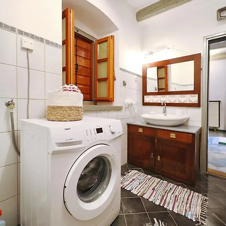 Stara Frajla Holiday home Kukljica